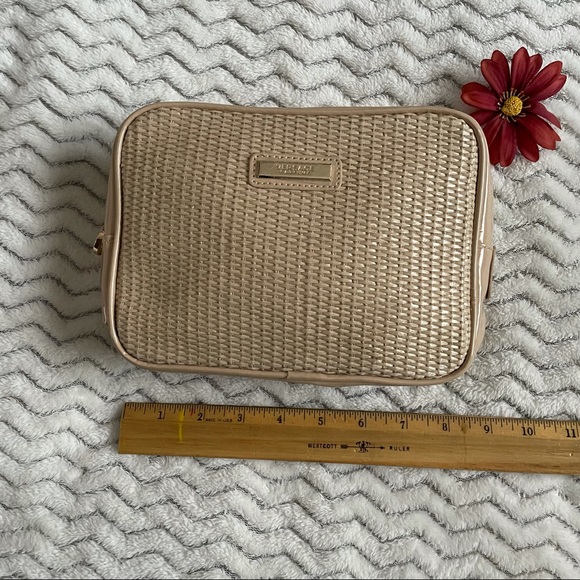VERSACE Parfums Beige Makeup Cosmetics Bag - Picture 5 of 14